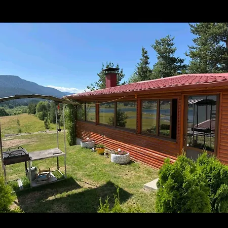 елеганс Casa de hóspedes 3*